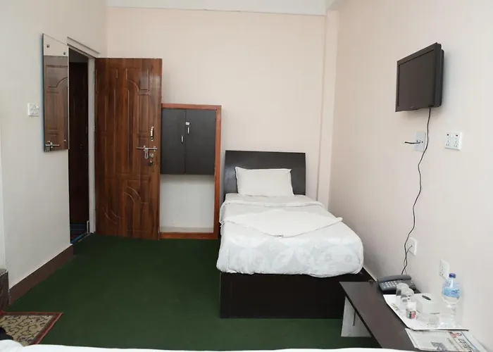 Hotel A One *
